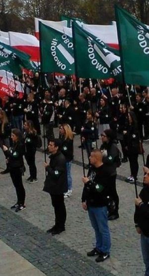 propagowania faszyzmu