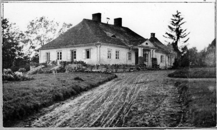 Klebanowka, IS PAN dwor od strony podjazdu, przed 1939.