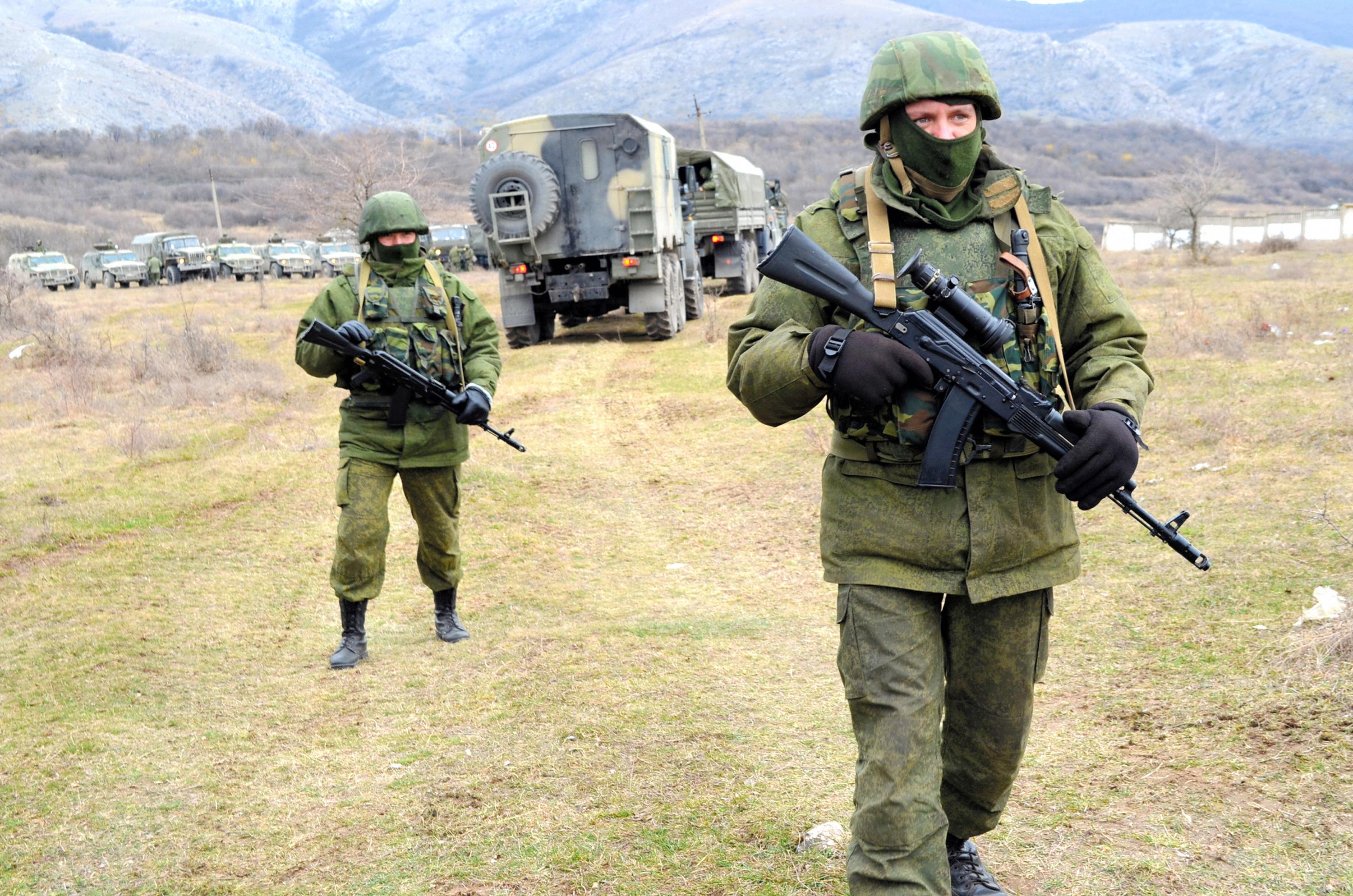 Российские войска в крыму 2014. Зелёные человечки в Крыму 2014. Зелёные человечки в Крыму.