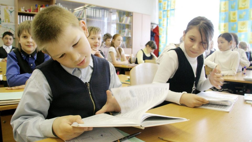 Nowa lista lektur szkolnych z książką promującą dietę wegetariańską na