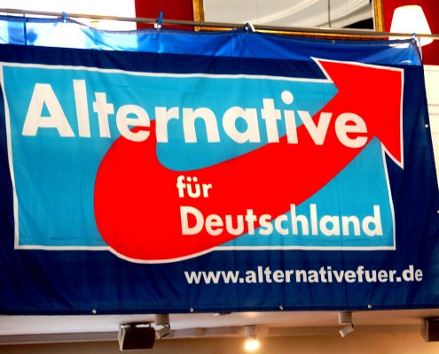Niemcy: w sondażach przeddzień wyborów zyskuje AfD