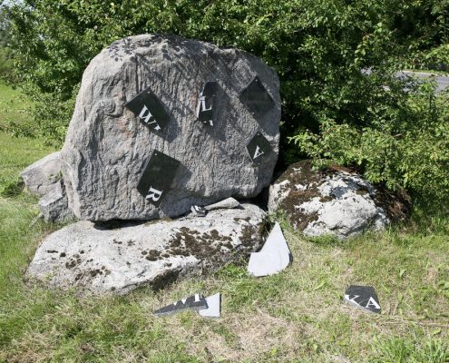 Rozbito tablicę z polską nazwą miejscowości na Litwie [+FOTO]