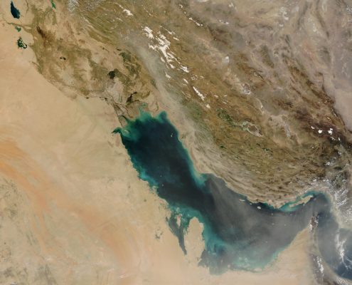 Duży wyciek ropy na wodach Zatoki Perskiej