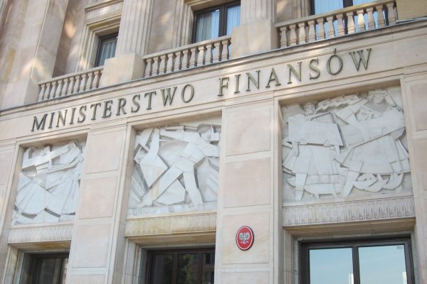 MF przedłużyło zawieszenie podatkuod sprzedaży detalicznej