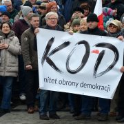 KOD chce wniosku w sprawie delegalizacji ONR