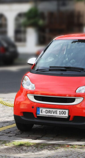 Chińczycy rozważają wprowadzenie zakazu sprzedaży aut benzynowych elektrycznego