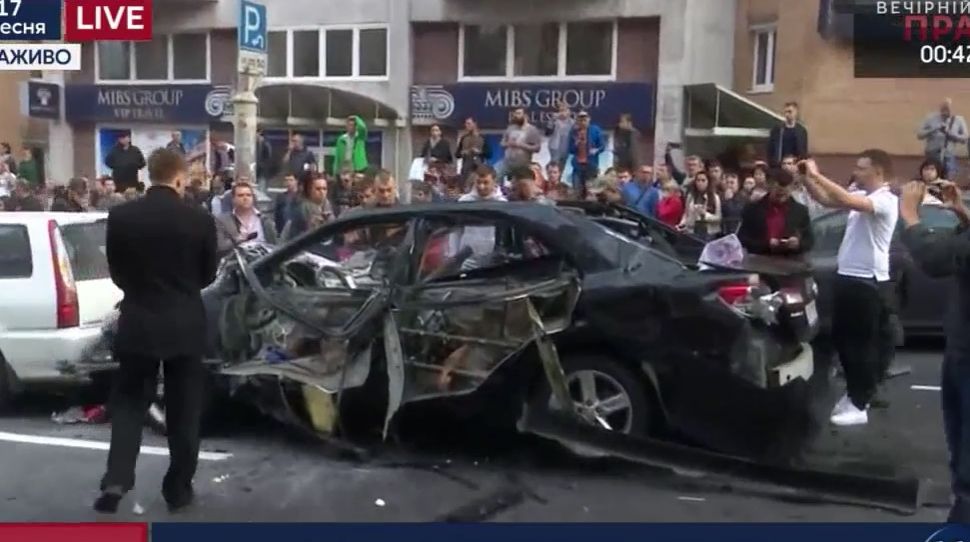 Ukraina: Eksplozja samochodu w centrum Kijowa, jest zabity [+FOTO]