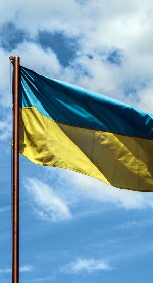 Koliszczyzny Ukraina: Antypolskie napisy i swastyka na domu z muralem Jana Pawła II