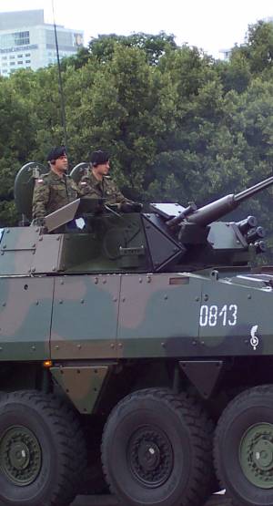 Polski kontrakt na Rosomaki dla Słowacji mogą przejąć Finowie