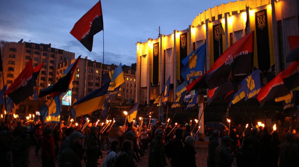Swoboda chce wywieszania banderowskich flag na budynkach w Kijowie