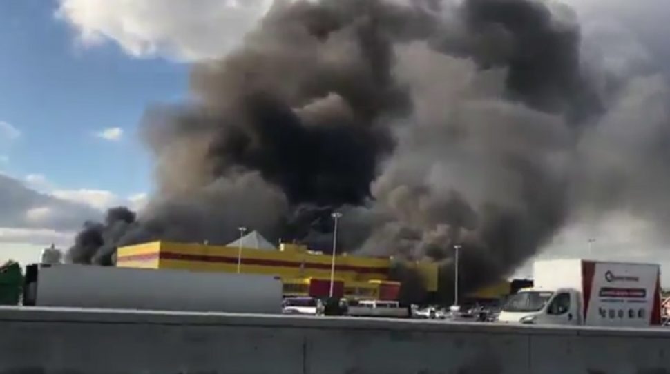 Moskwa: wielki pożar centrum handlowego [+VIDEO]