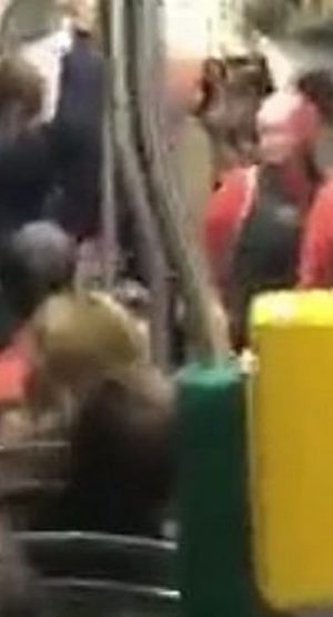 Wyborcza: Imigrant zaatakowany w Poznaniu. "Wyp***alać! Nikt tu nie będzie gadał po niemiecku!" [+VIDEO]