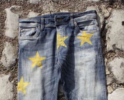 Projektowana jest kolekcja unijnej odzieży "patriotycznej" [+FOTO]