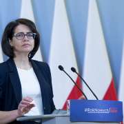 Streżyńska zapowiada 24-godzinne sądy za hejt i Facebook podległy polskiemu prawu