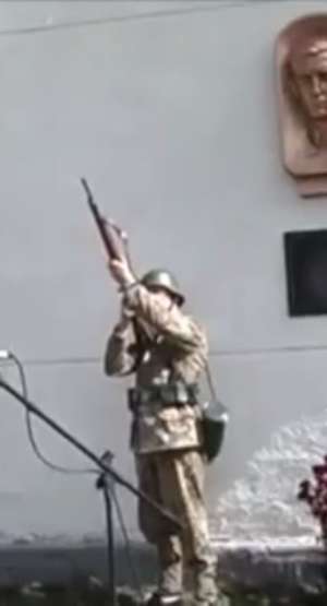 Ukraina: odsłonięto popiersie esesmana Palijiwa w jego rodzinnej wsi [+VIDEO]