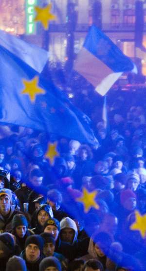 konferencja Unijny komisarz krytykuje Ukrainę z powodu nierealizowania reform