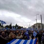 Setki tysięcy Greków w Atenach: "Ręce precz od Macedonii"