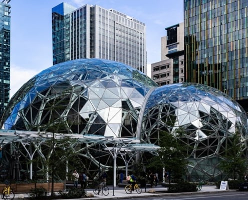Photo of the exterior of Amazon Spheres captured on May 10, 2018, wikipedia