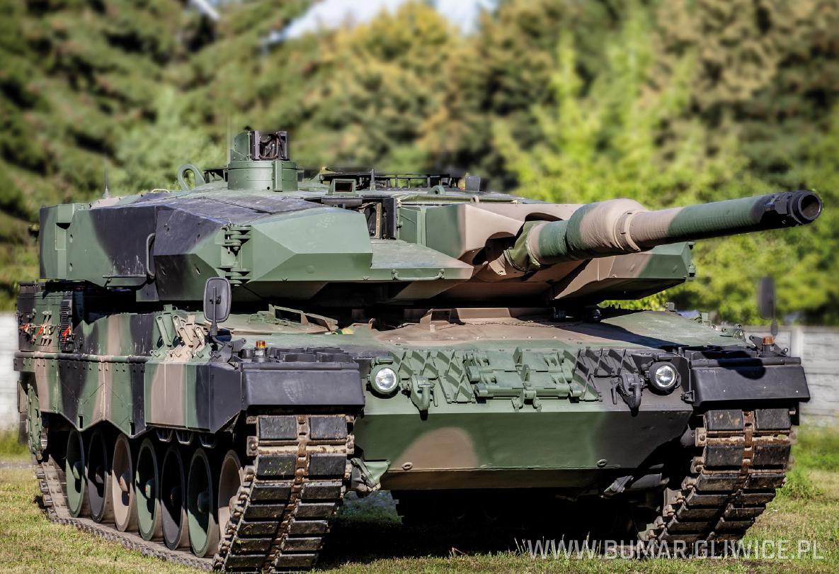 Wojsko Polskie Zaprezentowalo Zmodernizowane Czolgi T 72m1r I Leopard 2pl Kresy