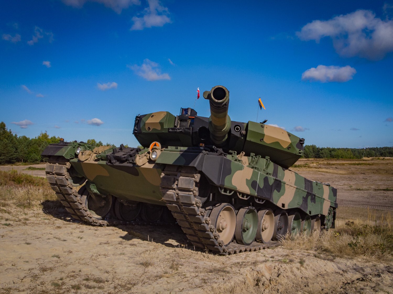 Kolejne Zmodernizowane Czolgi Leopard 2pl Trafia Do Brygady Pancernej W Wesolej Kresy