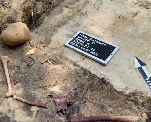 Szczątki odkryte na terenie "Toledo" 08.07.2021 r. Źr. IPN (screan)