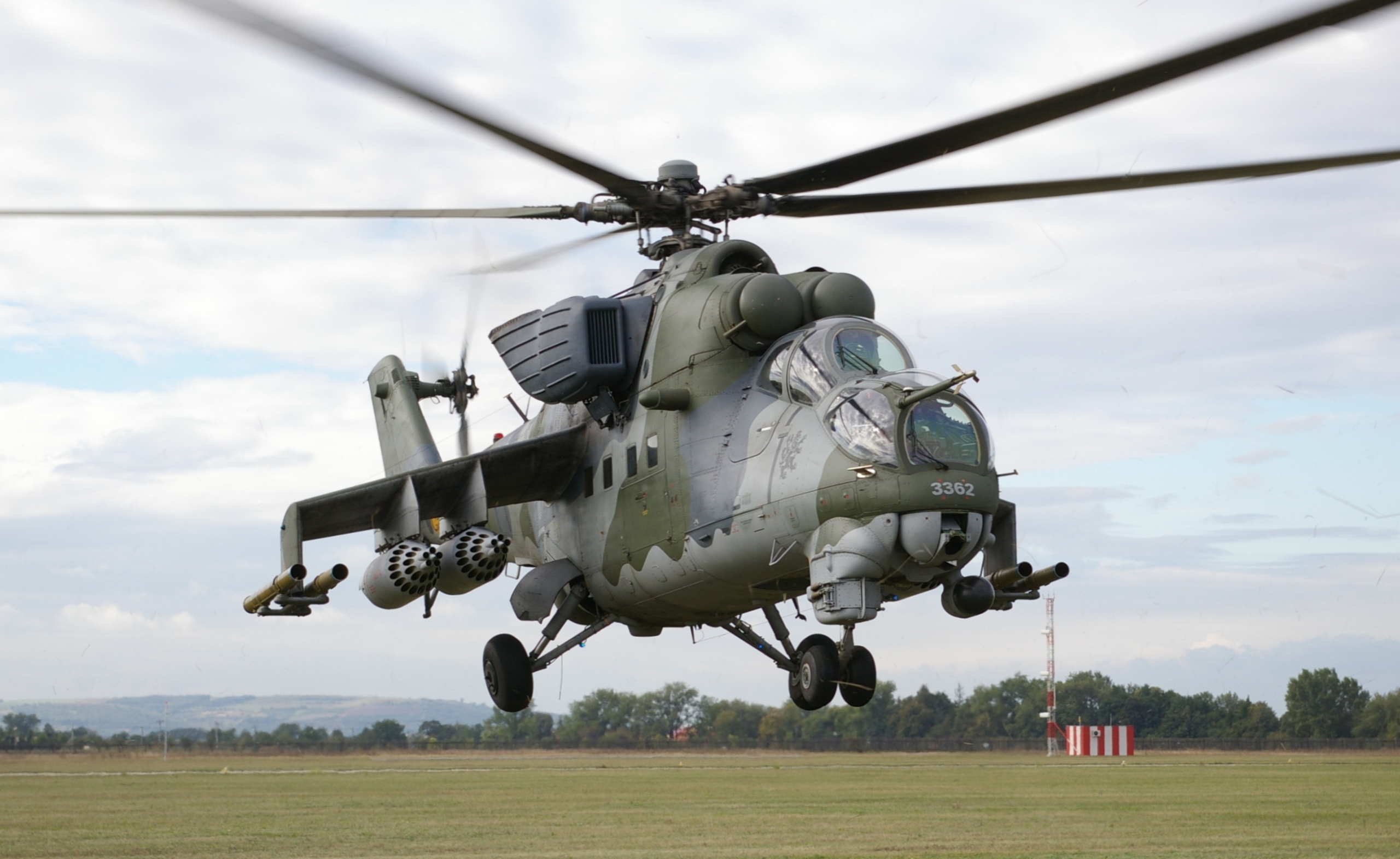 Česká republika může Ukrajině darovat vrtulníky Mi-24V/35 » Kresy