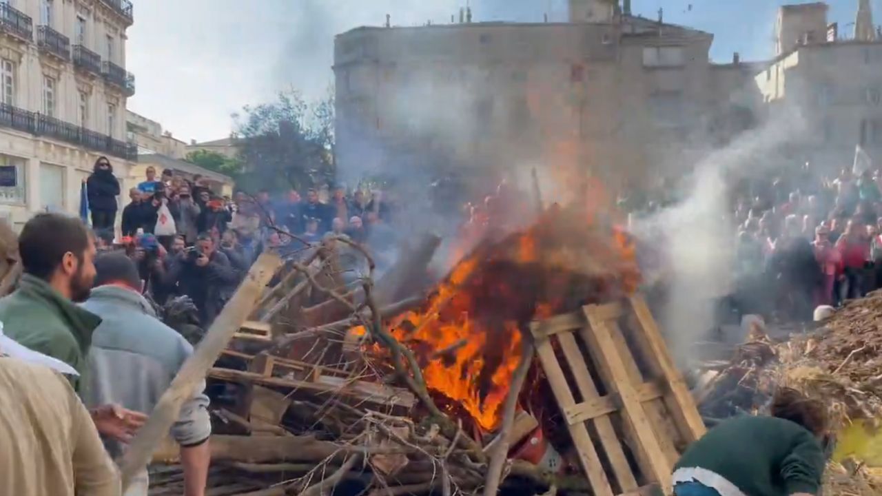 Manifestations en France, des agriculteurs ont déclenché des incendies [+VIDEO] » Kresy