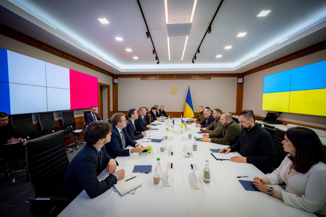 L’Ukraine et la France sont sur le point de finaliser un accord sur les garanties de sécurité » Kresy
