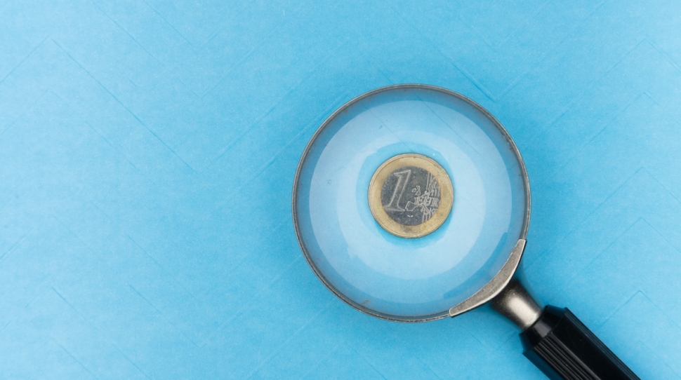 Euro, fot. https://unsplash.com/@markuswinkler