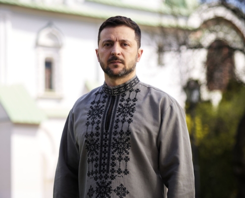 Wołodymyr Zełenski, oficjalne zdjęcie prezydenta Ukrainy z Wielkanocy 2025 roku, lic. cc0.