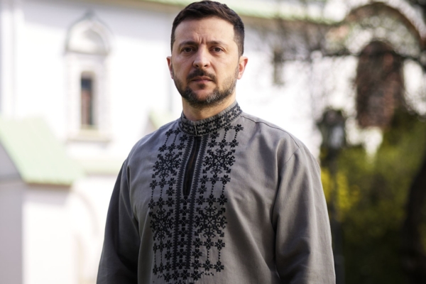 Wołodymyr Zełenski, oficjalne zdjęcie prezydenta Ukrainy z Wielkanocy 2025 roku, lic. cc0.